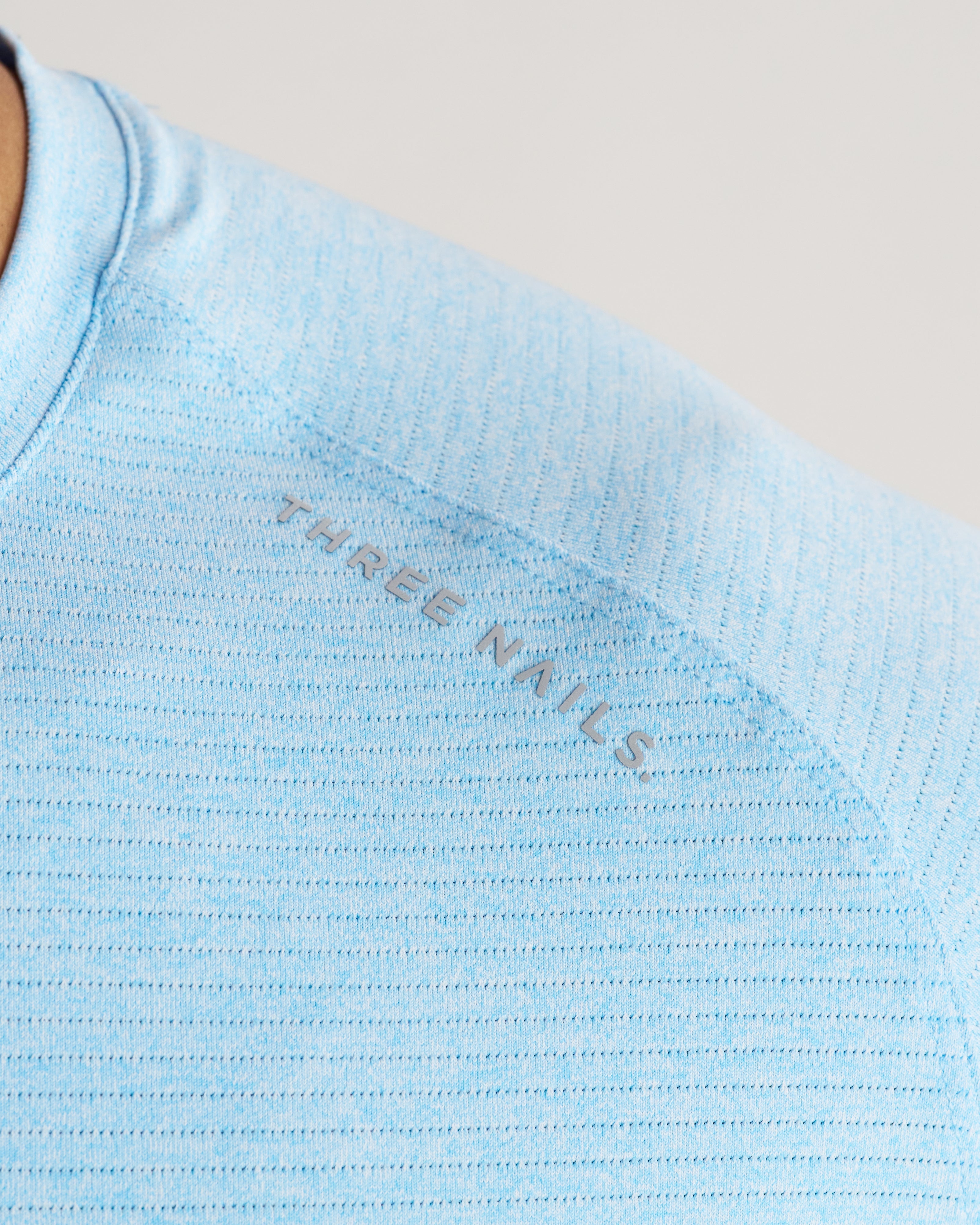 Aion-Lite™ Tee "Three Nails" - Sky Blue Marl