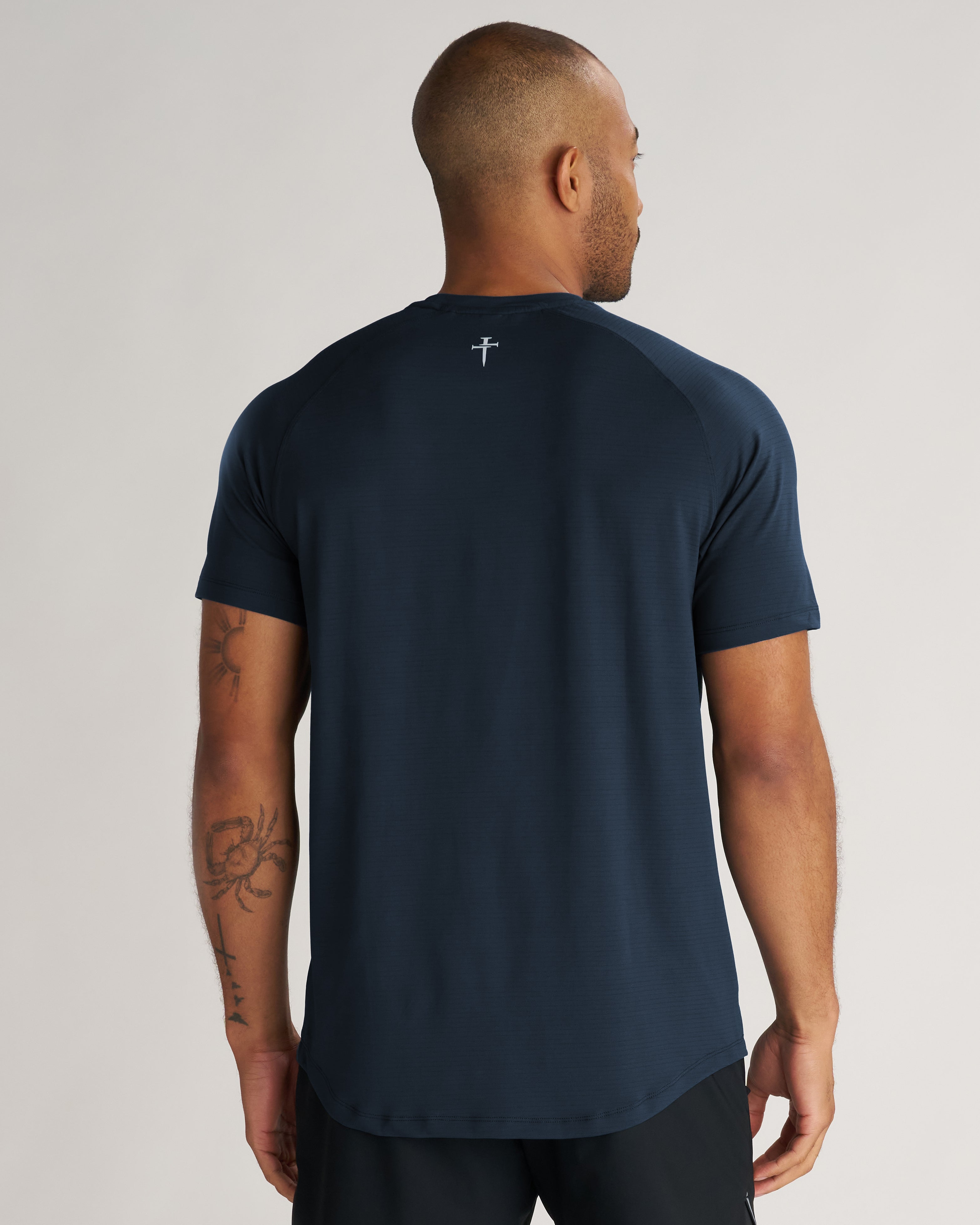Aion-Lite™ Tee "Three Nails" - Midnight Navy